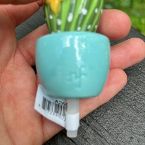 Nora Fleming cactus plant mini BRAND NEW - Picture 4 of 4